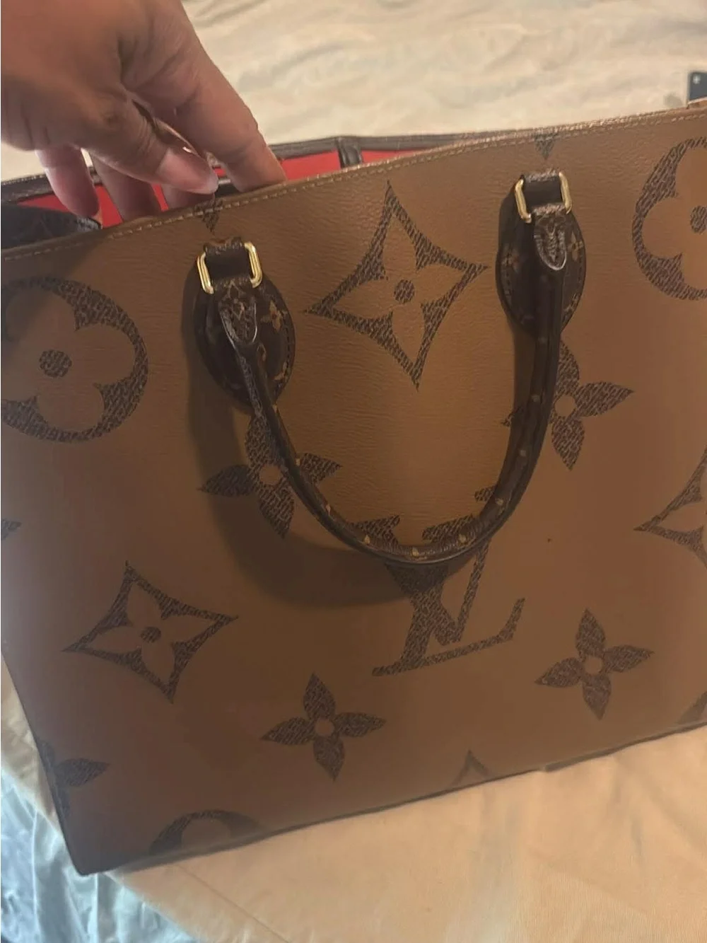 Louis Vuitton reposhing this